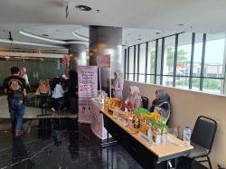 Brits Hotel Karawang Rayakan Pergantian Tahun Baru Lewat Bazar Produk UMKM Lokal