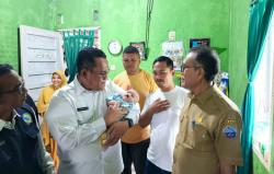 Pj Bupati Teuku Dadek Kembali Kunjungi Bayi 3 Bulan Alami Bibir Sumbing di Pidie Jaya