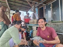 Malam Tahun Baru, Pedagang Ikan Tawar di Kota Probolinggo Banjir Orderan