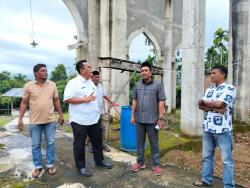 Tanggapi Keluhan Warga,Pj Bupati dan Wakil Bupati Terpilih Kunjungi Sarah Mane untuk Melihat Masjid