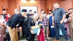 Penuh Haru, DPRD Depok Rayakan Tahun Baru dengan Doa dan Santunan untuk Anak Yatim