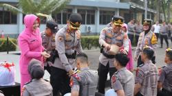 Sebanyak 96 Anggota Polres Garut Dapat Kenaikan Pangkat di Awal Tahun 2025