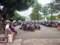 Sepeda Motor Milik Petugas Kebersihan Diduga Hilang di Parkiran RSUD Karawang