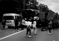 Kecelakaan Maut di Tol Cipularang, Bus Primajasa Masuk Jalur Berlawanan