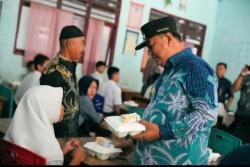 Program Makan Bergizi Gratis Presiden Prabowo Dimulai di Sulbar, 5 Sekolah Jadi Sasaran Awal