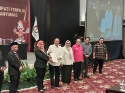 KPU Banyumas Resmi Menetapkan Sadewo-Lintarti Jadi Bupati dan Wakil Bupati Terpilih