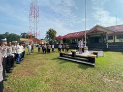 Sidokkes dan dr Yunita Putri MMR Edukasi Personel Polres Way Kanan jaga Perilaku Hidup Bersih