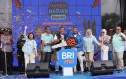 Nasabah BRI BO Jemursari Borong Hadiah Undian Simpedes Periode I 2024