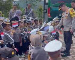 Polisi Sahabat Anak: Satlantas Polres Pidie Jaya Tanamkan Kesadaran Lalu Lintas Sejak Dini