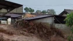 Banjir Bandang Jadi Ancaman di Tuban, Jumlah Kejadian Meningkat Hingga 30 Persen