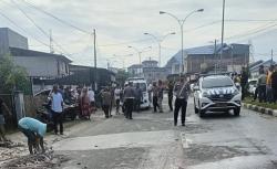 Jalan Berlubang Nyawapun Melayang di Lhokseumawe , Warga Diminta Waspada