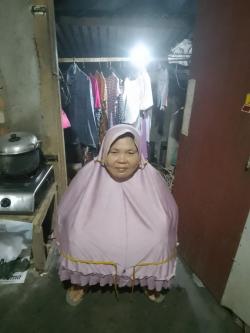 Kisah Perjuangan Ibu Nur, Janda Tangguh Pekerja Serabutan Butuh Perhatian untuk Cukupi Kehidupan