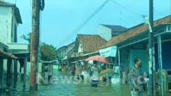 Dua Kelurahan di Kecamatan Margadana Kota Tegal Masih Tergenang