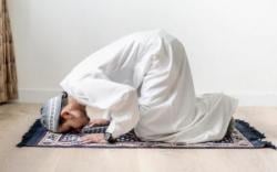 Doa dan Waktu yang Tepat Serta Tata Cara Sholat Taubat