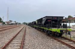 Banjir Grobogan Ganggu Jalur KA, KAI Daop 8 Kirim Bantuan Percepat Perbaikan