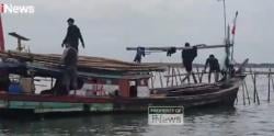 Semangat Membara! Nelayan Serbu Pagar Laut di Tangerang: Habisin, Hancurkan, Sikat!