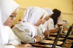 Ujian Nasional Kembali Diberlakukan, Mendikdasmen: Tingkat SMA Sederajat Digelar November 2025