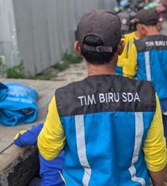 Bak Pahlawan Super, Tim Biru Gencar Atasi Potensi Banjir di Perkotaan Karawang