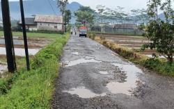 Pemkab Alokasikan Rp 200 Juta Untuk Tangani Ruas Jalan Depan PKU Muhammadiyah Kalibening