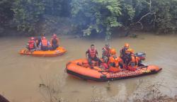 Asik Berenang saat Kegiatan Pramuka, Pelajar Perempuan Hanyut Terseret Arus Sungai Niru Muara Enim