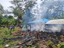 Polres Jayawijaya Tindak Lanjuti Kasus Pembakaran Honai di Kampung Menagaima