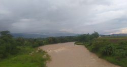 Curah Hujan Tinggi dalam Sepekan, Sungai Comal Meluap