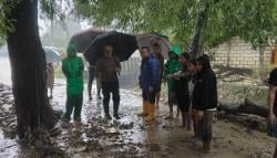 Penjabat Wali Kota Kupang Tinjau Warga Terdampak Banjir