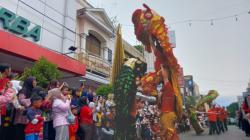 Atraksi Barongsai dan Liong Plaza Asia Tasikmalaya Hibur Ribuan Warga di Tahun Baru Imlek 2025