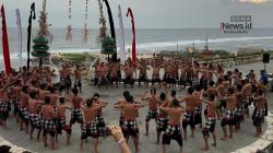 Tari Kecak, Tarian Bali yang Unik Penuh Mistis