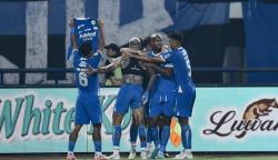 Persib Unggul 8 Poin dari Pesaing, Gelar Juara di Depan Mata?