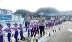 Serunya Outing Class di Satlantas Polres Jombang, Anak-Anak TK Antusias Belajar Lalu Lintas