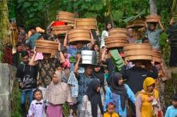 Sambut Ramadhan, Ribuan Warga Kembangsari Gelar Tradisi Nyadran 1000 Tenong