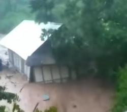 Banjir Bandang di Wera Bima, 6 Orang Hilang 7 Rumah Hanyut