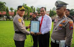 24 Anggota Berprestasi Polres Jombang Terima Penghargaan Kapolres AKBP Ardi, Ini Prestasinya