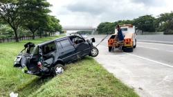 Gegara Mengantuk Saat Berkendara, Pasangan Lansia Asal Jombang Alami Kecelakaan di Tol Ngawi