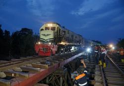 Perbaikan Selesai, KA Airlangga Sukses Lewati Jalur Hulu Antara Stasiun Gubug – Karangjati