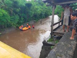 Monggo Tewas Terseret Banjir di Sumbawa