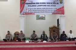 Polres Lampung Selatan Gelar Peringatan Isra Mikraj 2025 di Masjid Jami Sholah