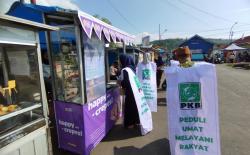 Food Bank PKB Kuningan Berbagi, Sasar PKL hingga Sopir Angkot