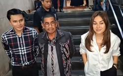 Nikita Mirzani dan dr Oky Diperiksa Polda Metro Jaya