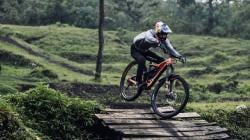 Galunggung Downhill 2025: Ajang Regenerasi Downhiller Muda di Tasikmalaya