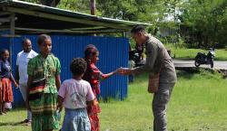 Mengukir Senyum di Yalimo: Upaya Damai Cartenz Membangun Harapan Anak Papua