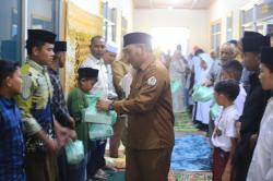 Pj Bupati Aceh Utara Hadiri Acara Doa dan Santunan Anak Yatim Bersama Waled Lapang