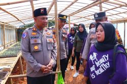 Kapolres Pekalongan Kunjungi Kebun Tanaman Bergizi , Dukung Asta Cita di Bidang ketahanan Pangan