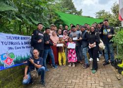 Silver Bikers Touring & Baksos, BRI Bikers Community Berbagi Kebahagiaan di Desa Siridomo Pasuruan