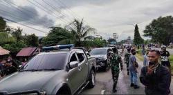 Aksi Blokade Jalan di Sorong Berlanjut, Rombongan Dandim dan Danrem Dihadang Massa