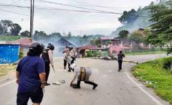 Polisi Bertindak Tegas, Bubarkan Blokade Jalan di Kota Sorong