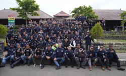 Motor Besar Brotherhood Indonesia (MBBI) mendapat penghargaan di Indonesia Harley Fest 2025