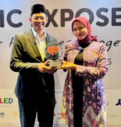 JNE Raih Happiness Awards 2025 dari Rumah Zakat 