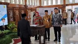 Prosesi Serah Terima Jabatan Bupati Sragen: Yuni Berikan Pesan kepada Sigit Pamungkas